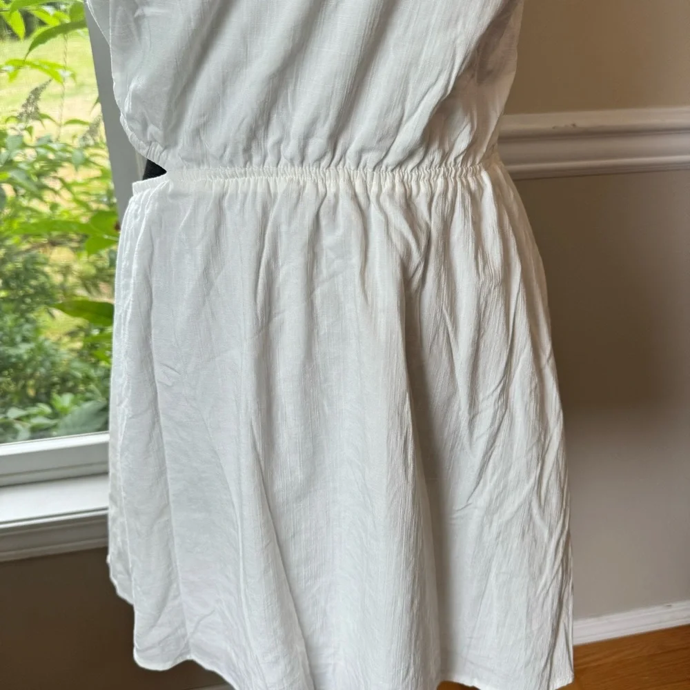 Altar'd State White One-Shoulder Mini Sundress Women’s Size Small‎